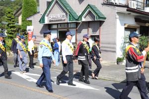 10.2 近津小学校鼓笛パレード(2)