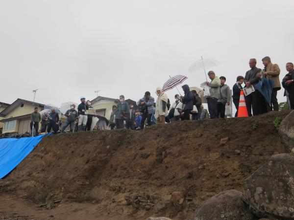 R7.10.25石垣解体工事現地説明会(1)